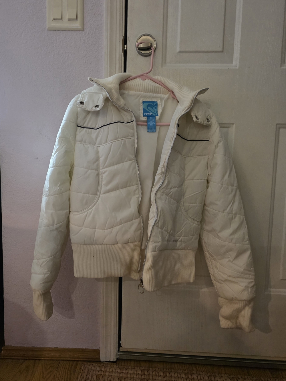 Roxy Women's Small Cream Quilted Bomber Jacket